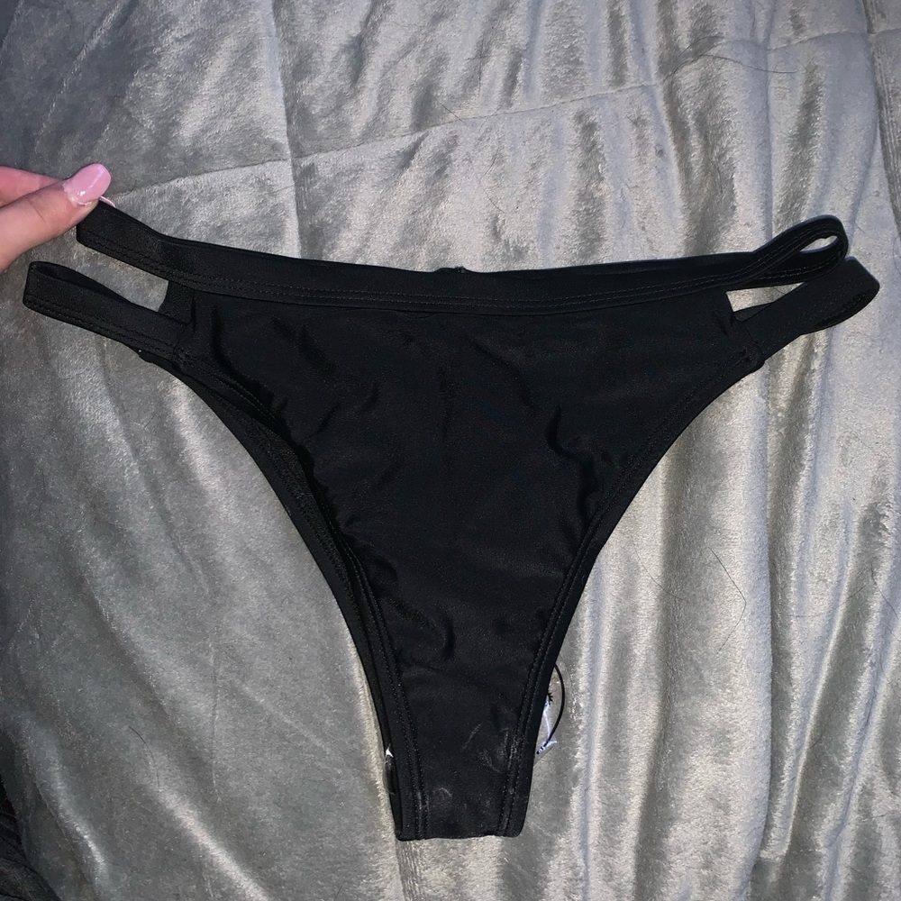 Black baiting suit bottoms
